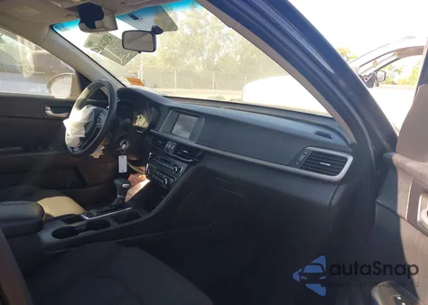 2018 Kia Optima Lx/S z USA, uszkodzony, nr VIN 5XXGT4L32JG213065